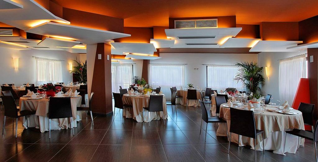 Tu's Hotel 4*