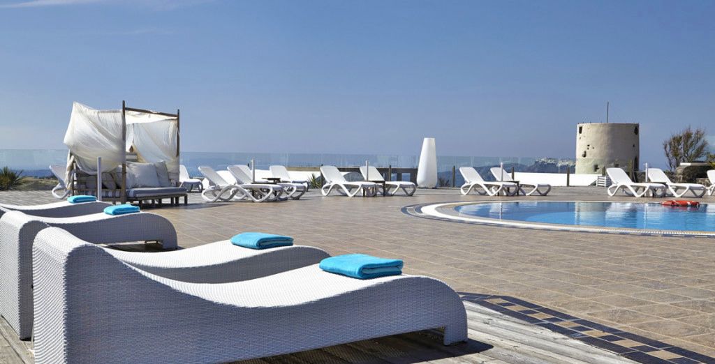 Orizontes Hotel & Villas 4*