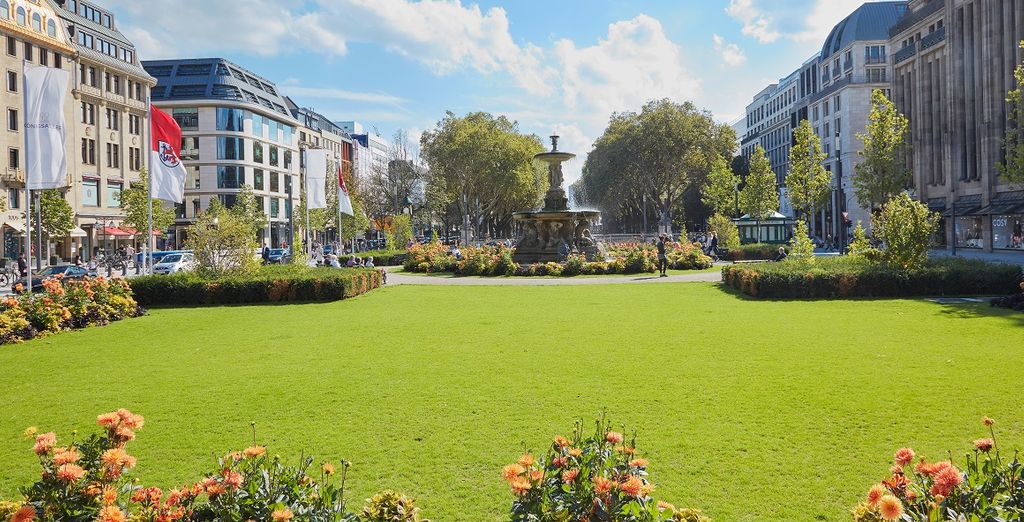Living Hotel Düsseldorf 4*