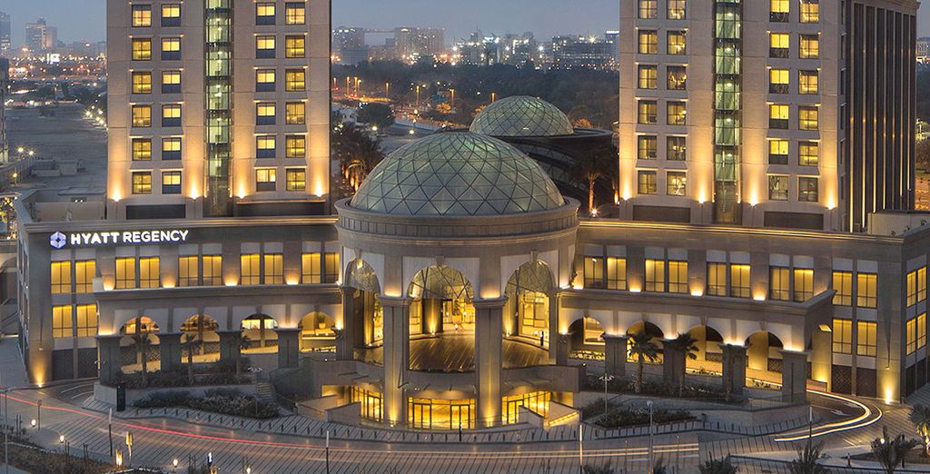 Al Wadi Desert 4* & Hyatt Regency 5*