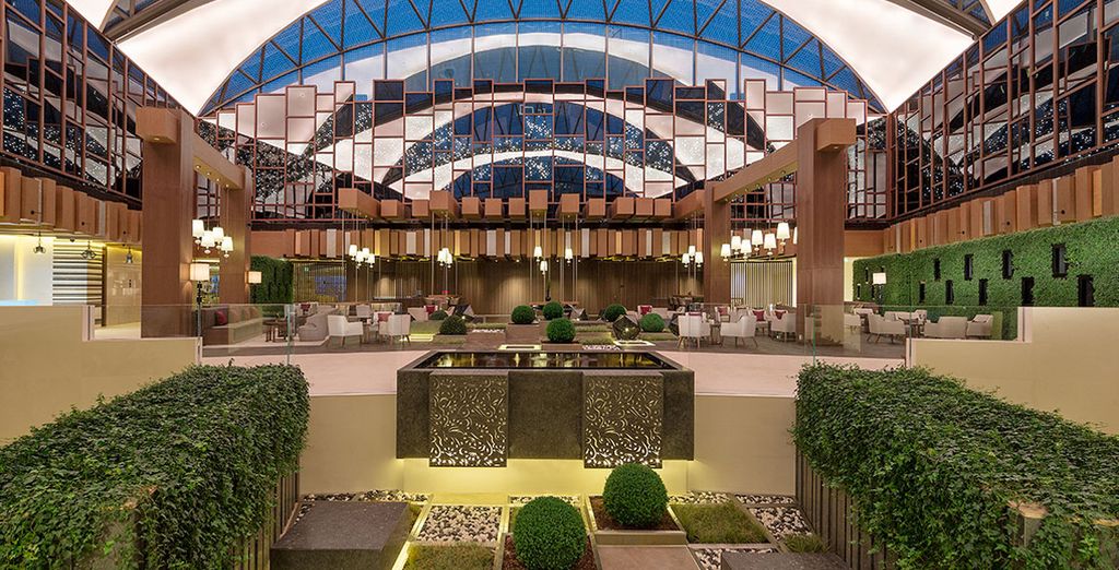 Al Wadi Desert 4* & Hyatt Regency 5*