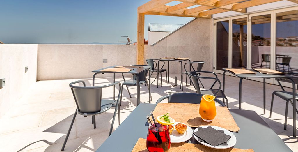 Lisboa Pessoa Hotel 4*