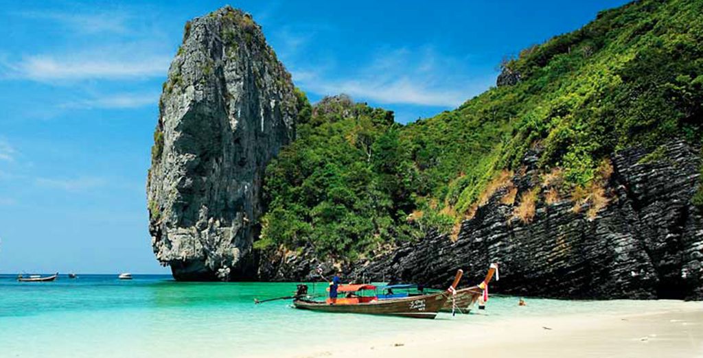 CC'S Hideway Hotel 4* o similare