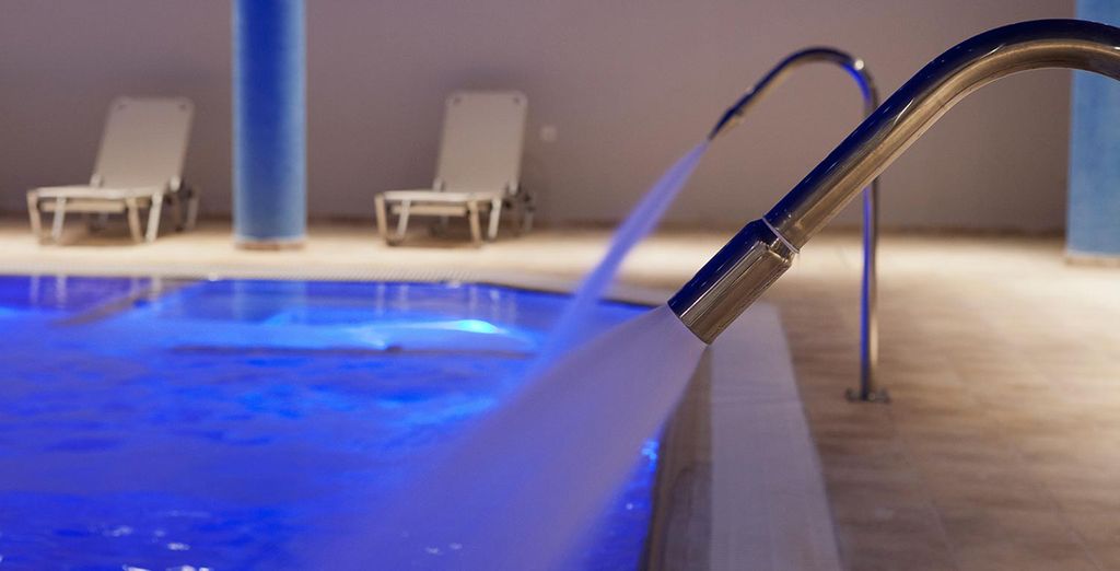Sovereign Beach Resort 4*