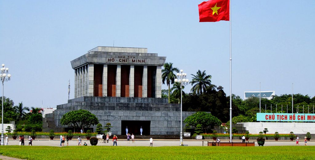 Vietnam a 5* - Le due capitali, la Baia di Ha Long e soggiorno mare a Nha Trang