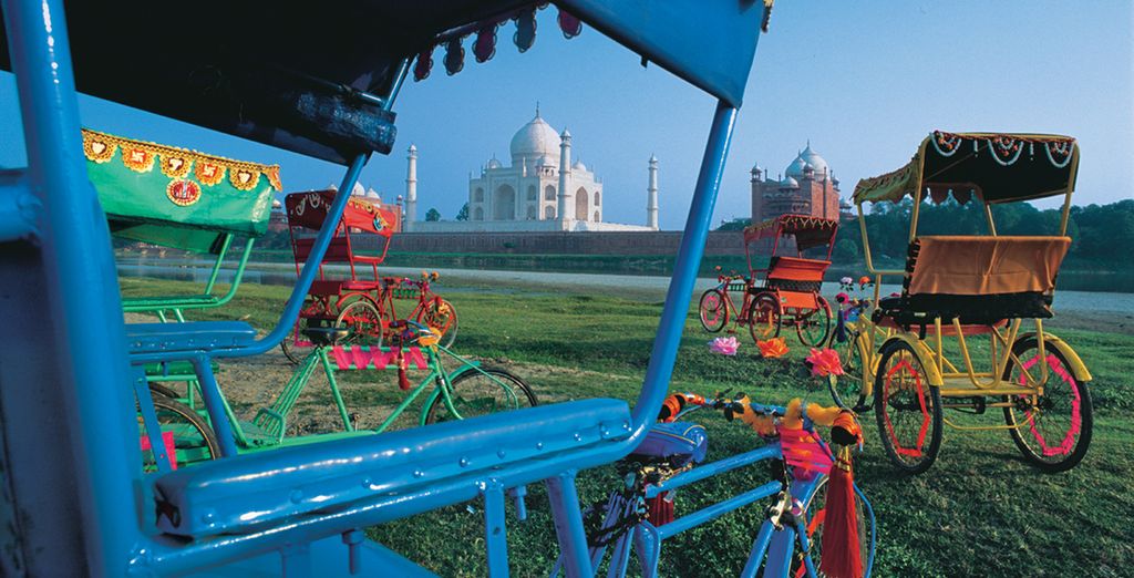Tour di 10 notti, il Triangolo d'Oro + Khajuraho & Varanasi in 4* e 5*