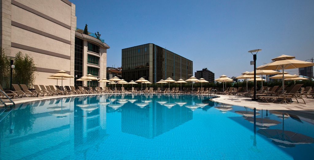 Radisson Blu Hotel Istanbul Sisli 5*
