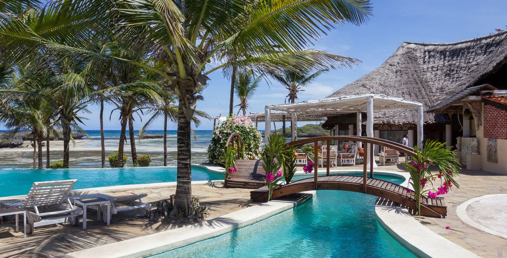 Lily Palm Resort 4*