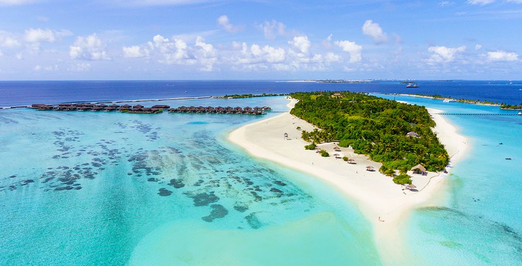 Fotografia delle Maldive e delle sue spiagge con acque turchesi