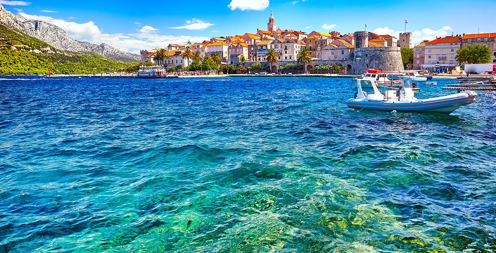 Crociera nell'Adriatico: Croazia, Albania, Grecia e Montenegro con partenza da Dubrovnik