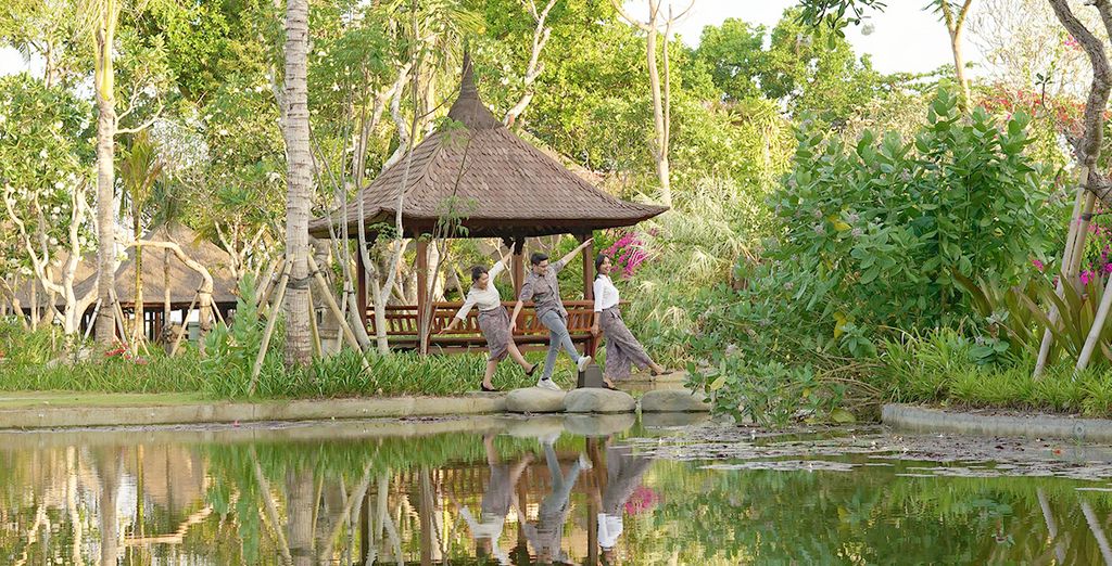 Ubud Wana Resort 4* + Hyatt Regency Sanur 5* + Ayodya Resort Bali 5* 