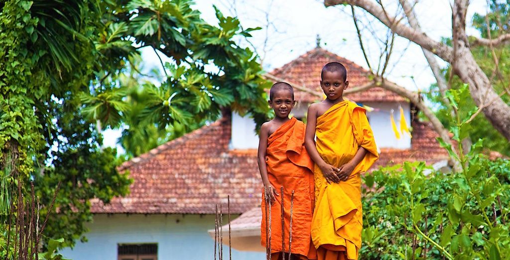 Tour Sri Lanka e soggiorno mare alle Maldive Adaaran Select Hudhuranfushi 4*