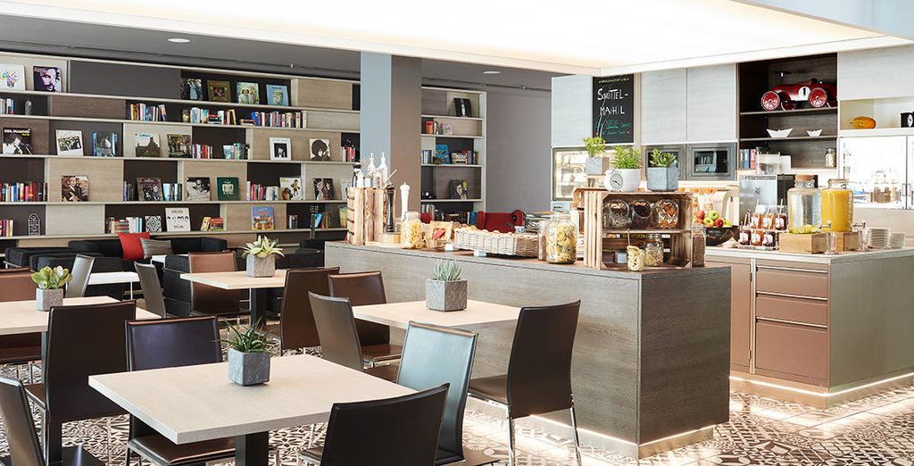 Living Hotel Frankfurt 4*