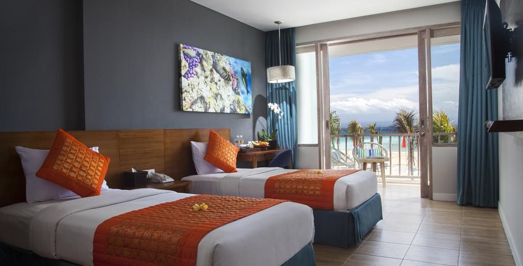 The Mansion Baliwood Resort Hotel and Spa 5* + Mahagiri Resort Nusa Lembongan 4* + Ayodya Resort Bali 5*
