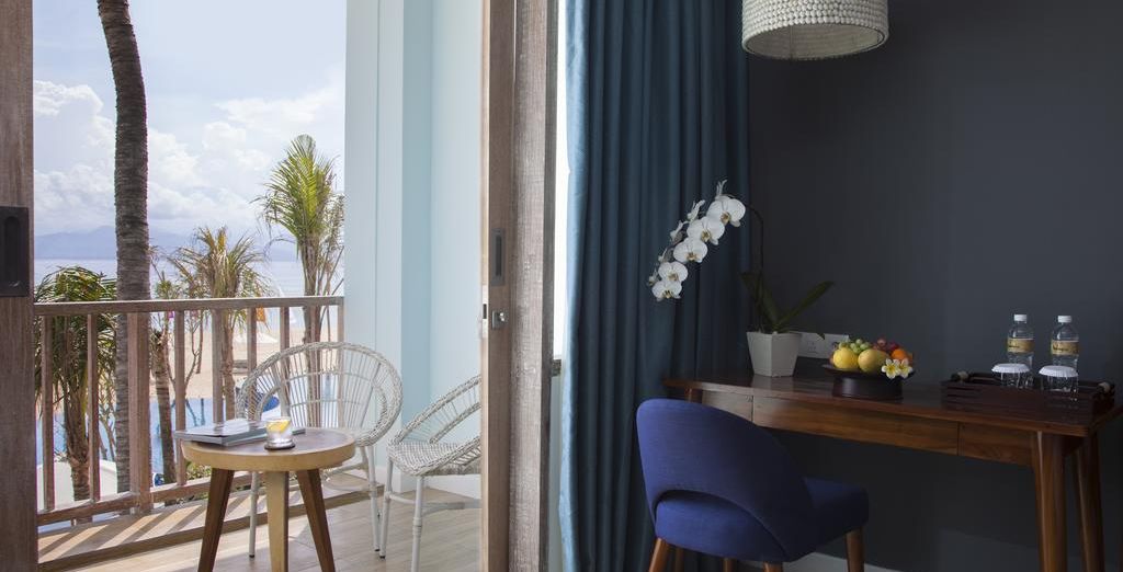 The Mansion Baliwood Resort Hotel and Spa 5* + Mahagiri Resort Nusa Lembongan 4* + Ayodya Resort Bali 5*