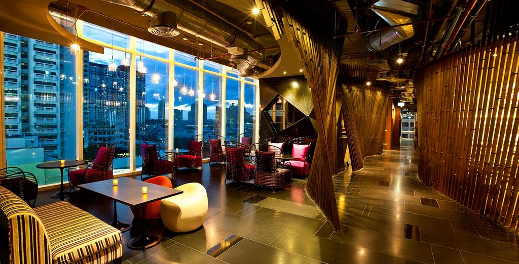 GLOW Pratunam Bangkok 4* + Krabi La Playa Resort 4*