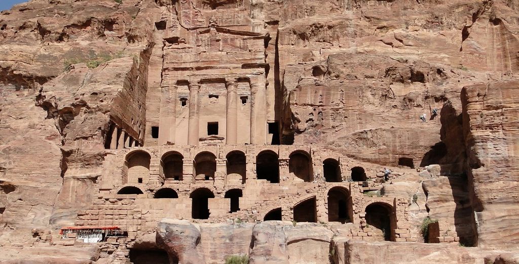 Petra Express e Mar Morto in Hotel 4* o 5*