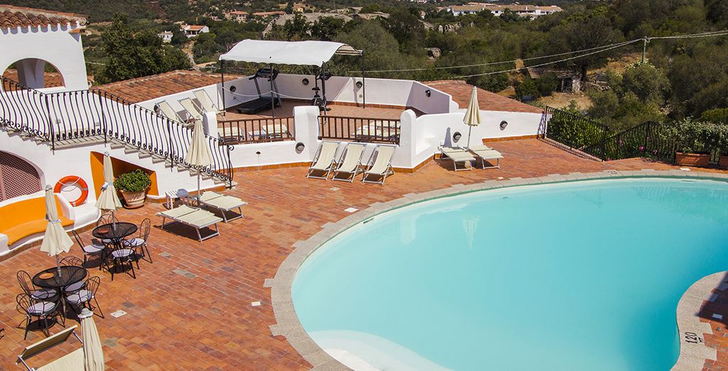 Hotel Li Graniti 4*