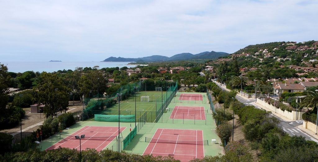Free Beach Club 4*
