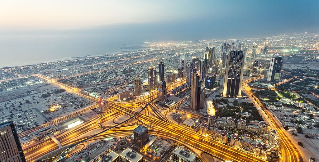 Wyndham Dubai Marina 4*
