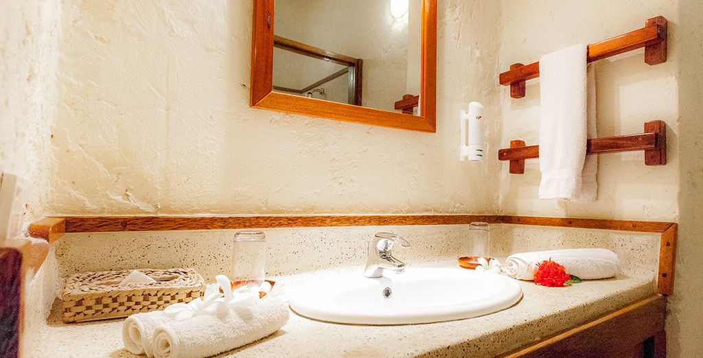 The Sands at Nomad Hotel 5* + Safari + The Sands At Chale Island 4* 