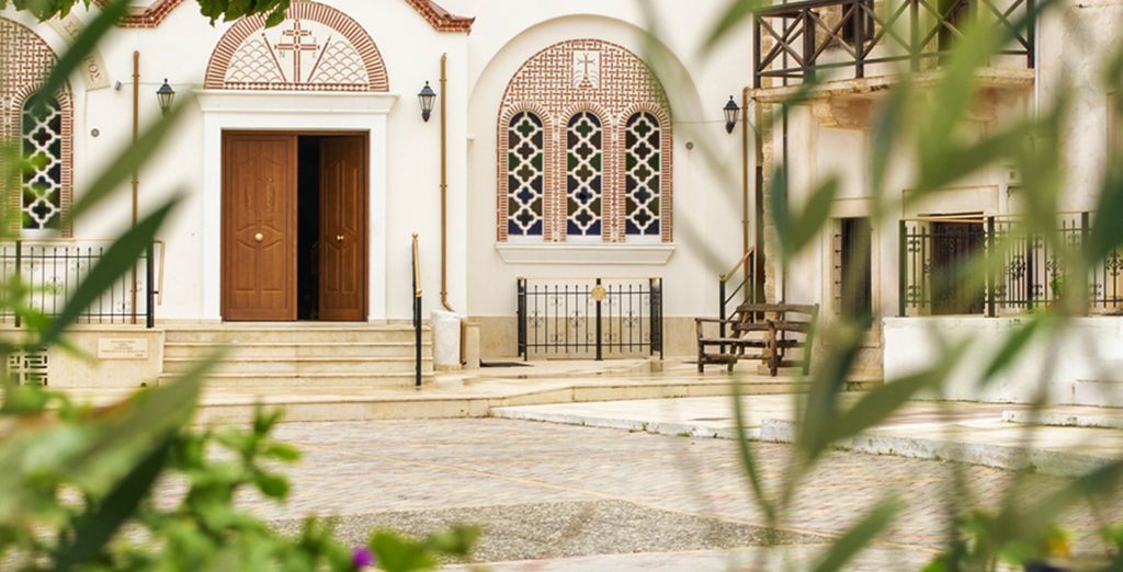 Creta Blue Boutique Hotel & Suites 4*