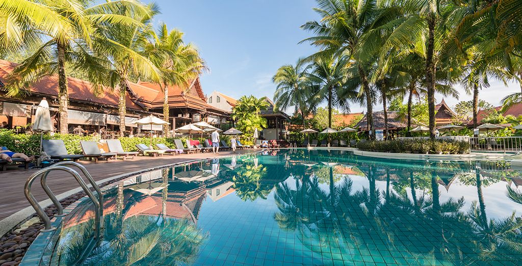 Center Point Chidlom 4* + Khao Lak Bhandari Resort & Spa 4*