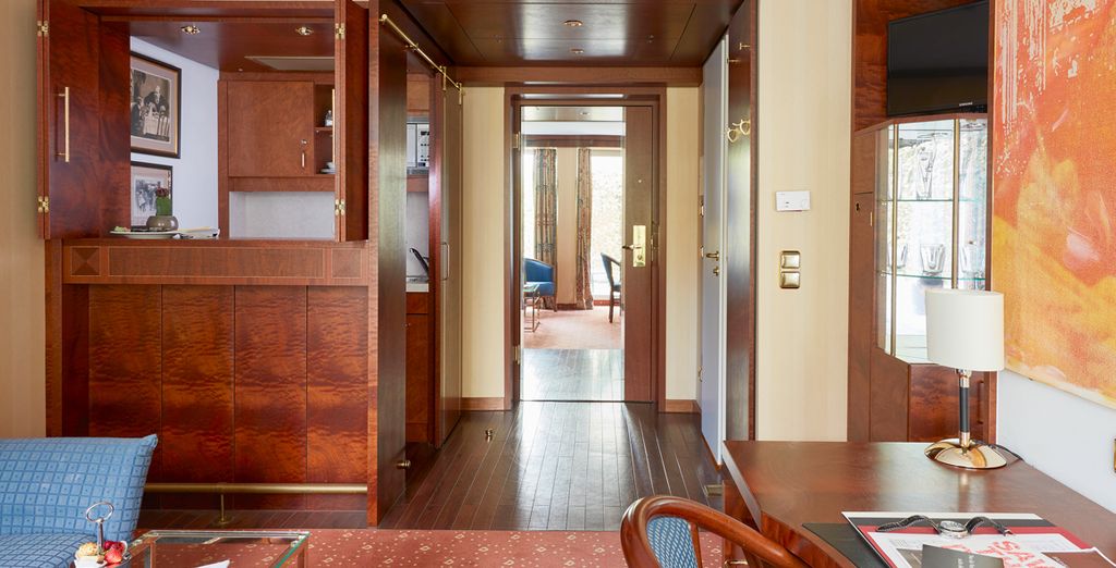 Living Hotel Kanzler 4*