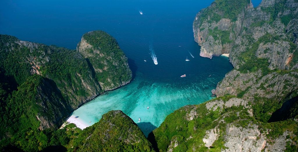 Avani Riverside Bangkok Hotel 5* & The Westin Siray Bay Resort & Spa Phuket 5*