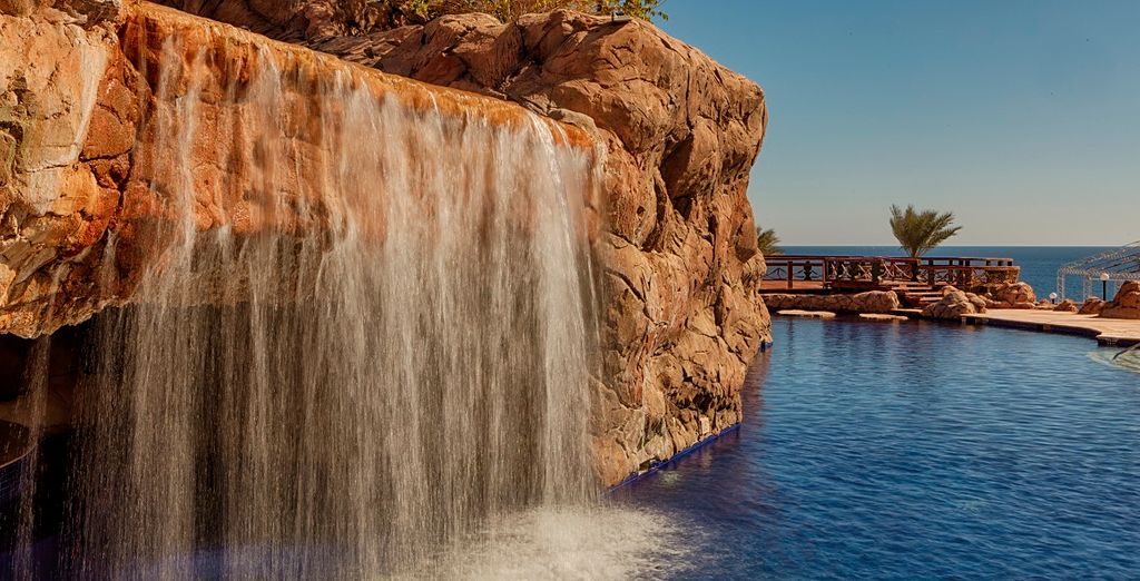Sheraton Sharm Hotel Resort Villas & Spa 5*