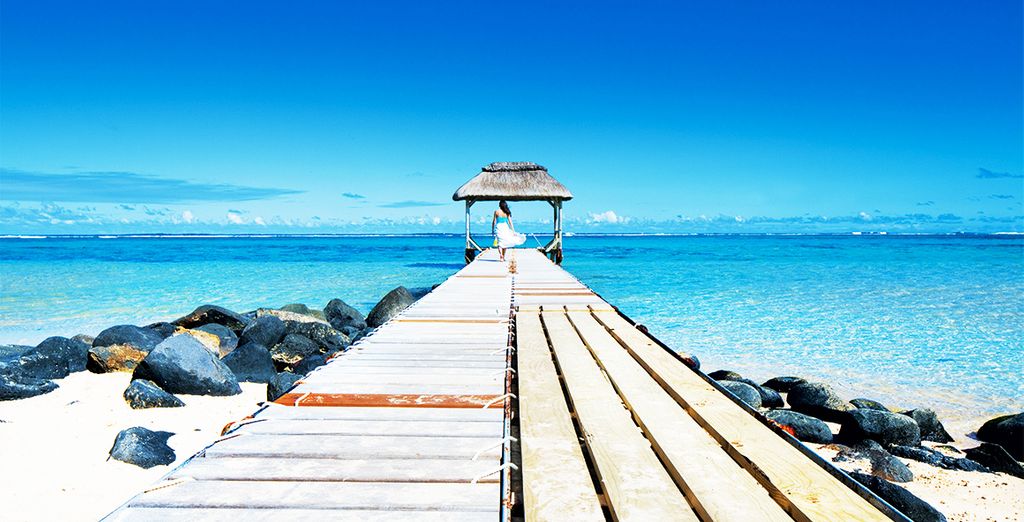 Outrigger Mauritius Beach Resort 5*