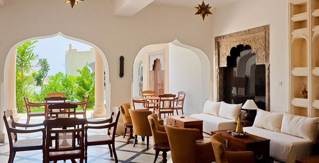 Swahili Beach Resort 5* + Safari