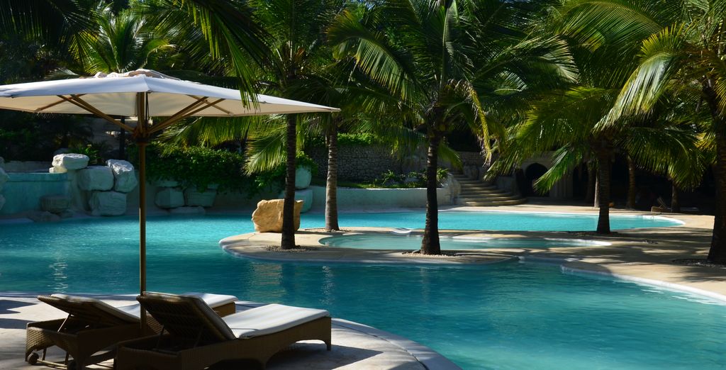 Swahili Beach Resort 5* + Safari
