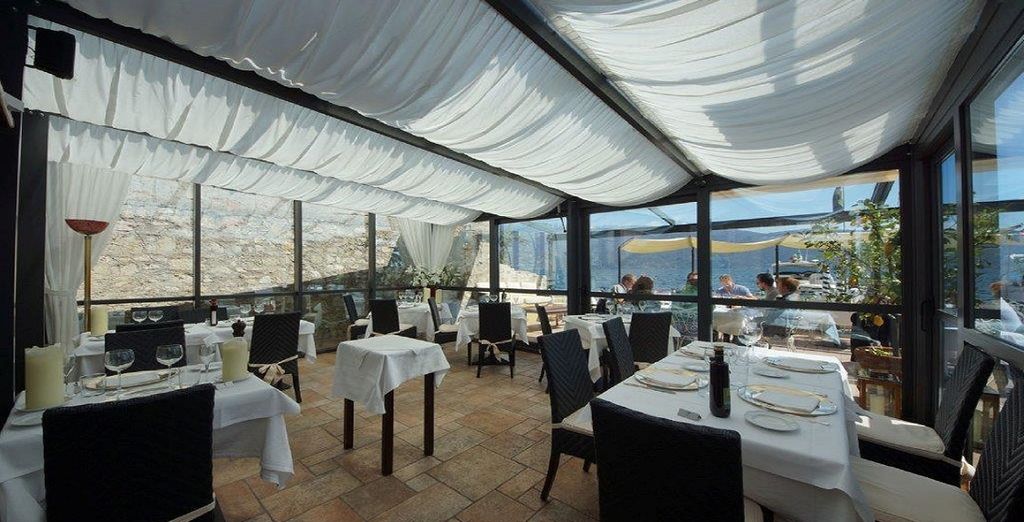 Hotel La Baia D'Oro 4*