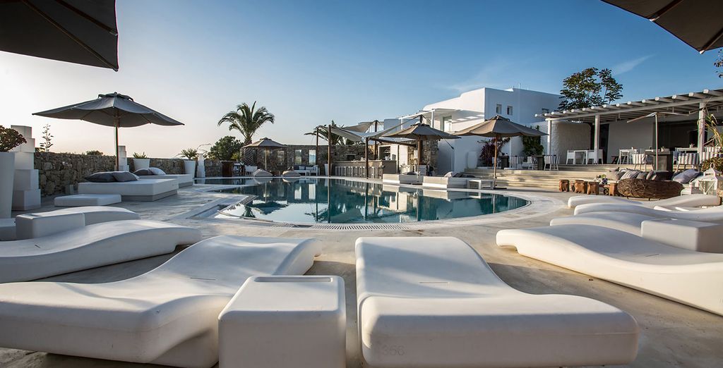 Ostraco Suites 4*