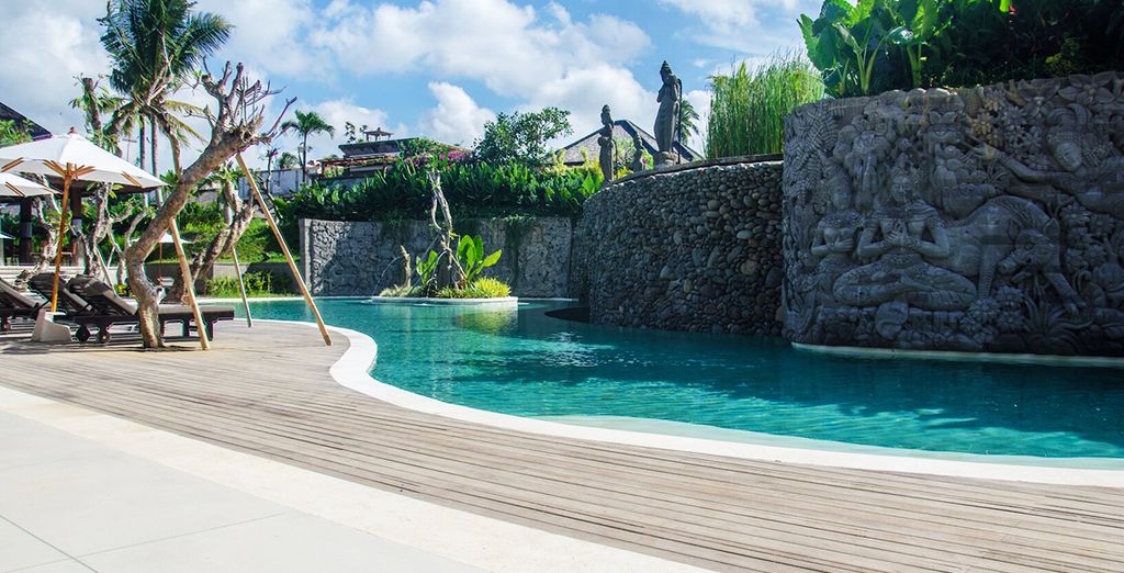 Desa Visesa Ubud 5* + Hotel Fairmont Sanur Beach - Bali 5* + Mulia Resort Nusa Dua 5*