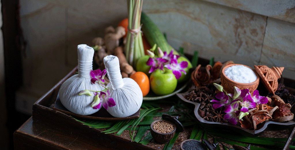 The Duchess Hotel and Residences Bangkok 4* + Renaissance Koh Samui Resort & Spa 5*