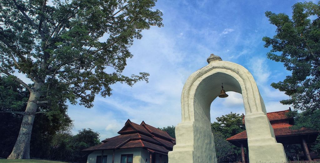 Sibsan Luxury Rimping 5* + The Quarter Ari 4* + Burasari Phuket 4*