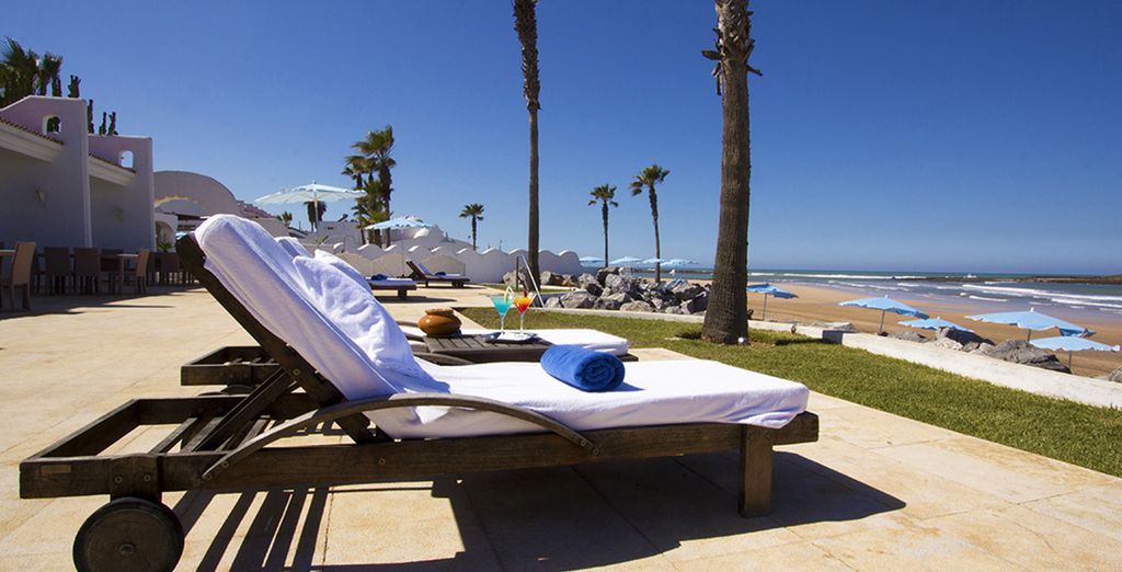 Amphitrite Palace Beach Resort 5*
