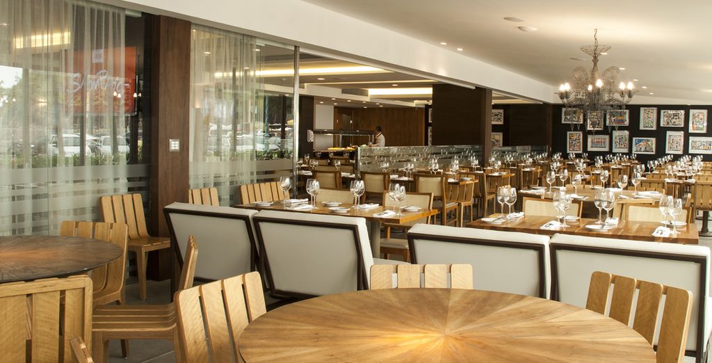 Arena Leme Hotel 4* con possibile estensione a Buzios