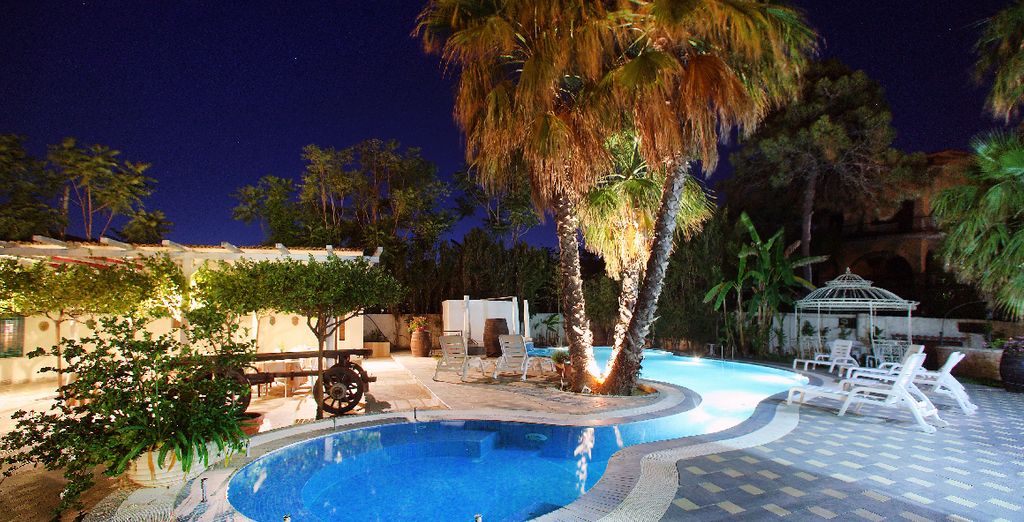 Regent Beach Hotel & Apartments 4*