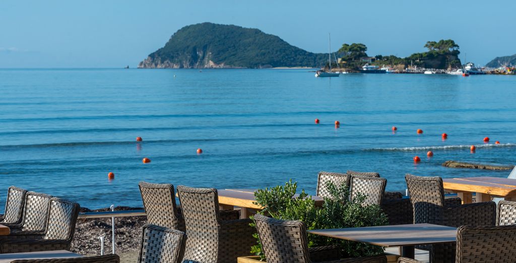 Mandala Seafront Private Suites - Adults Only