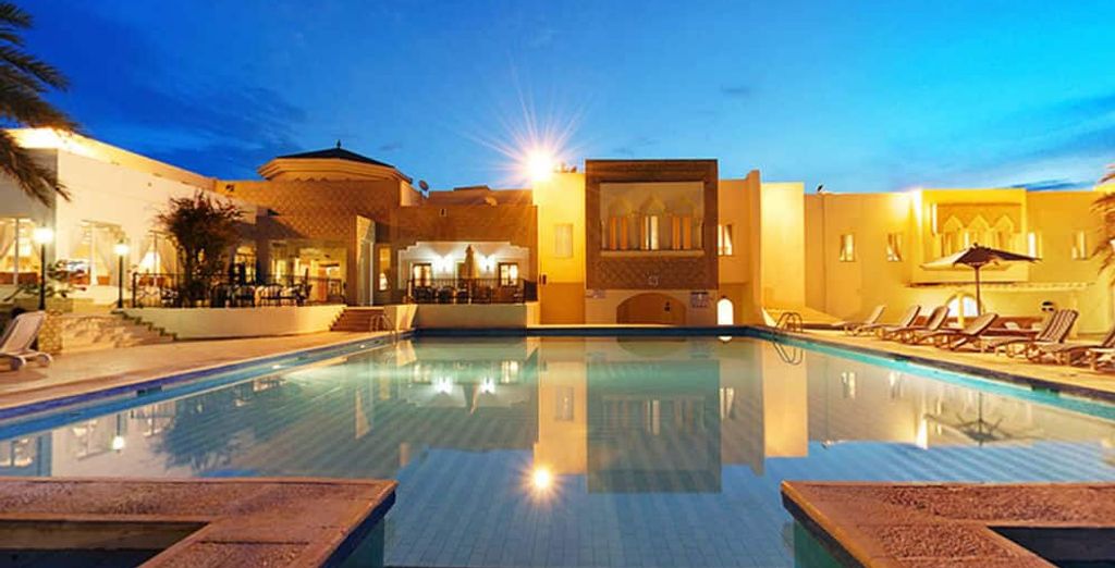 Tour tra spiaggia e deserto