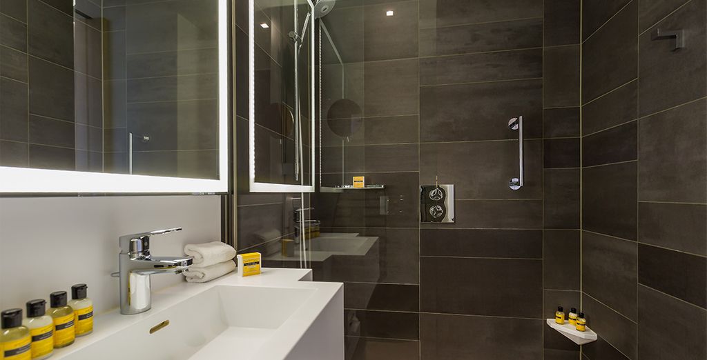 Hyatt Regency Paris Etoile 4*