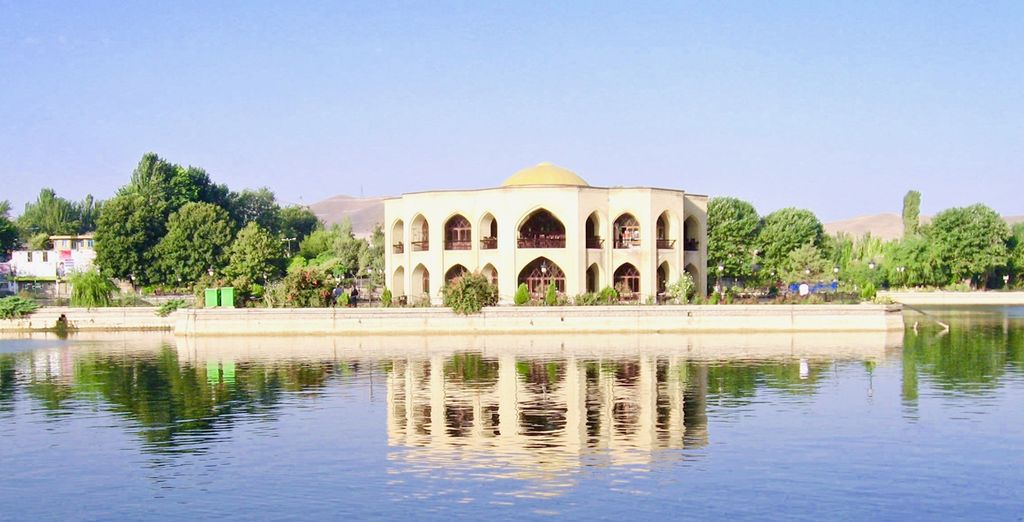 Tour dell'Iran con possibile estensione a Tabriz