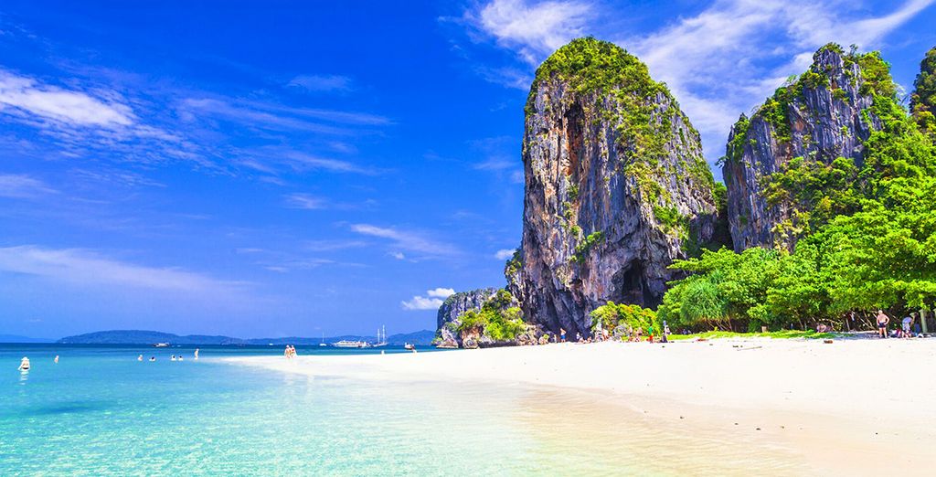 Ramada Plaza Menam Riverside 5* & Beyond Resort Krabi 4*