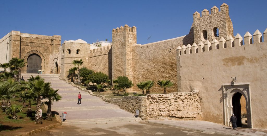 Tour del Marocco tra città imperiali e deserto
