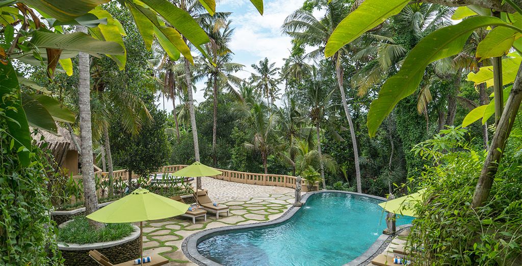 Atta Mesari Resort & Spa 4* + Royal Tulip Saranam Resort & Spa 5* + Ayodya Resort Bali Hotel 5*
