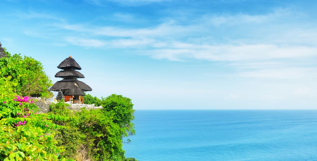 SenS Hotel Ubud & Spa 4* + Mahagiri Resort Nusa Lembongan 4* + Holiday Inn Resort Bali Benoa 5*