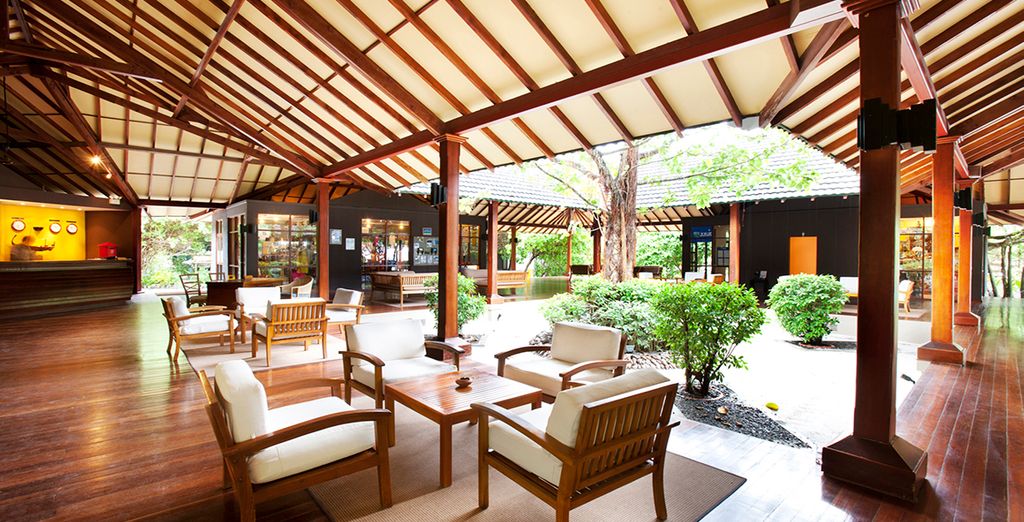  JA Ocean View Hotel 4* a Dubai + Adaaran Select Meedhupparu 4* Maldive